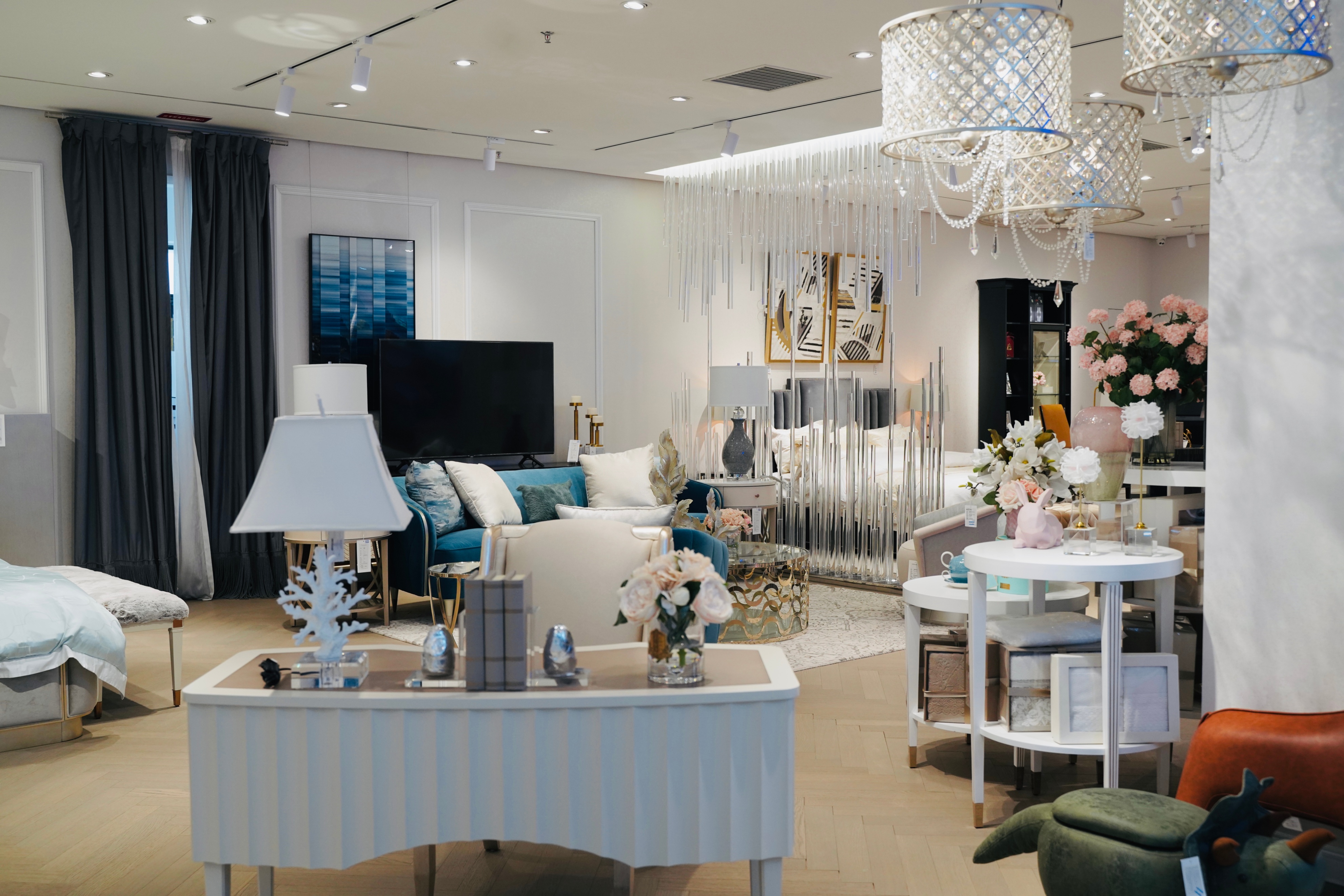 “师傅我去友好！”“哪个友好？”