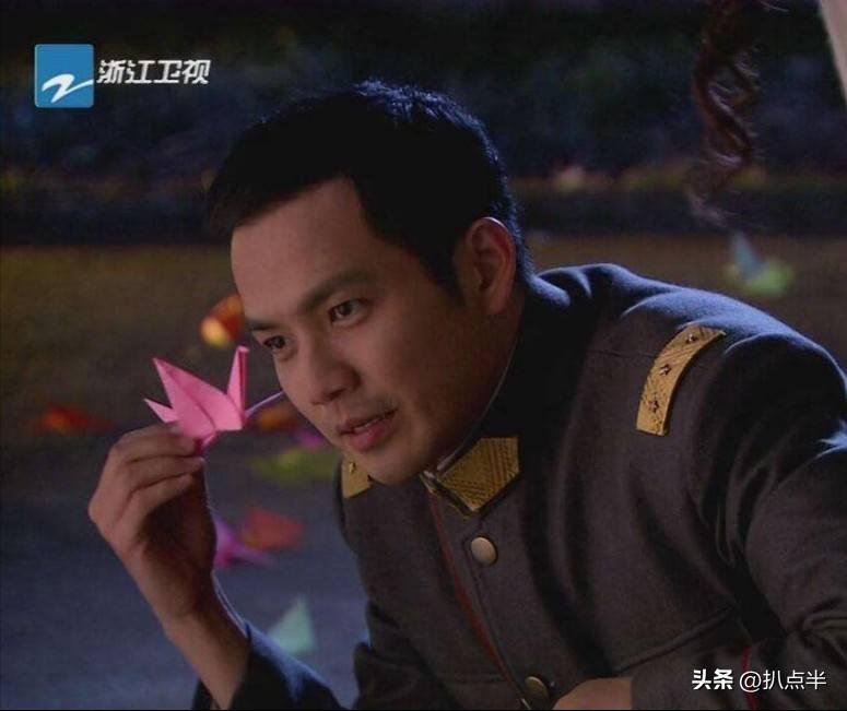 《东八区》下架,7部“叔圈”油腻史诗级巨制,你躲过了几部?