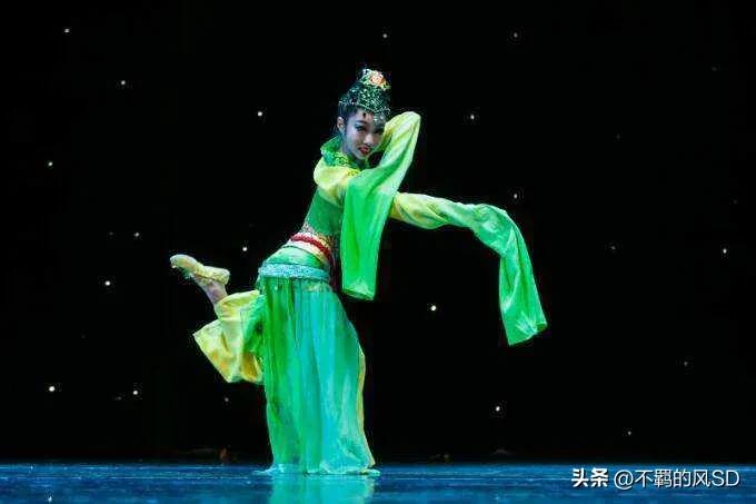 关于风景的李白的诗,李白的游记诗词