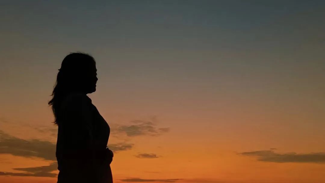 当我赚钱不够家庭开销时怎么办,当我每天为赚不到钱发愁的时候