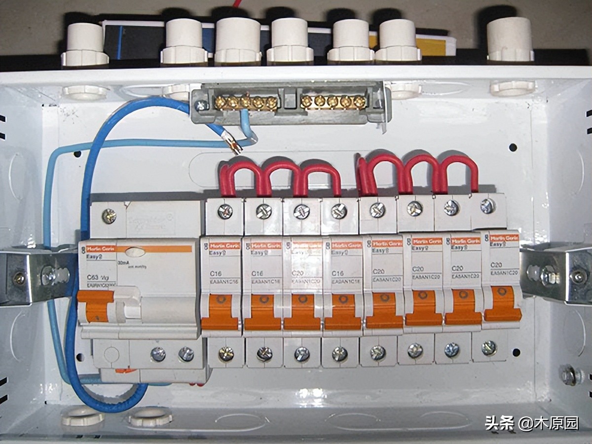 三相漏电开关的原理图和接线图,正泰交流接触器漏电开关接线图