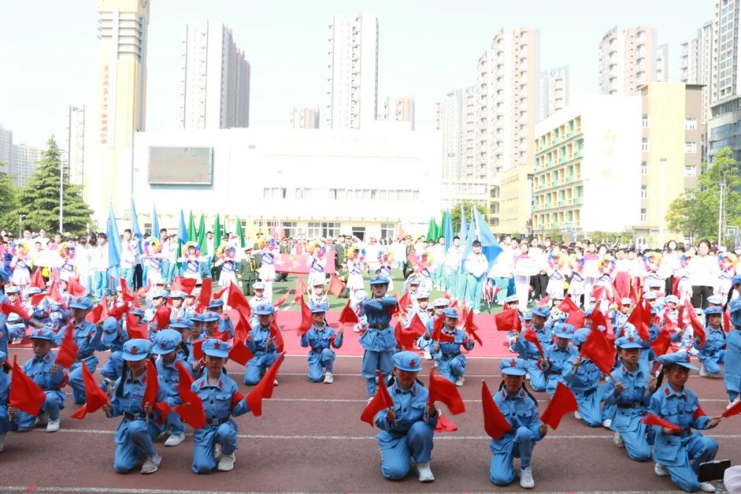 西安浐灞阳光海澜小学田径运动会,西安御锦城小学春季运动会直播