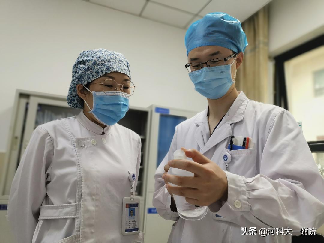 小痘痘修复方法,因治疗痘痘引发的案例