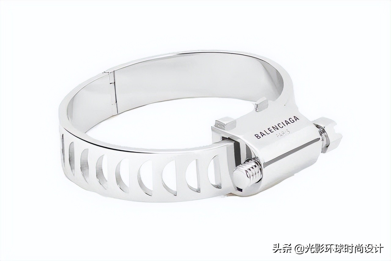 丑到极致就是潮巴黎世家,巴黎世家到底是真丑还是营销