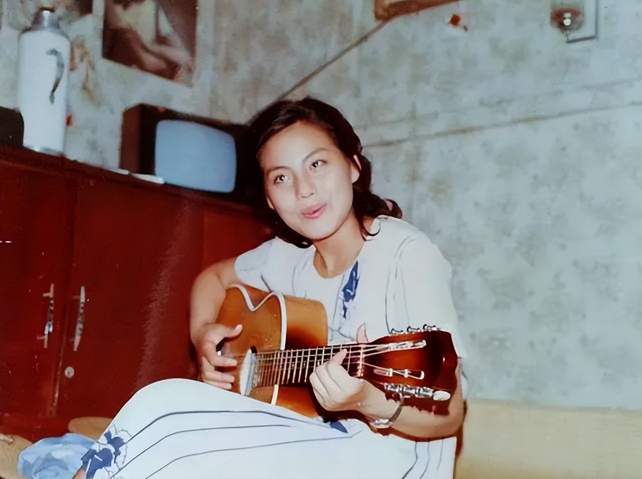 抑郁症跳楼致死的明星,8位因跳楼身亡去世的明星