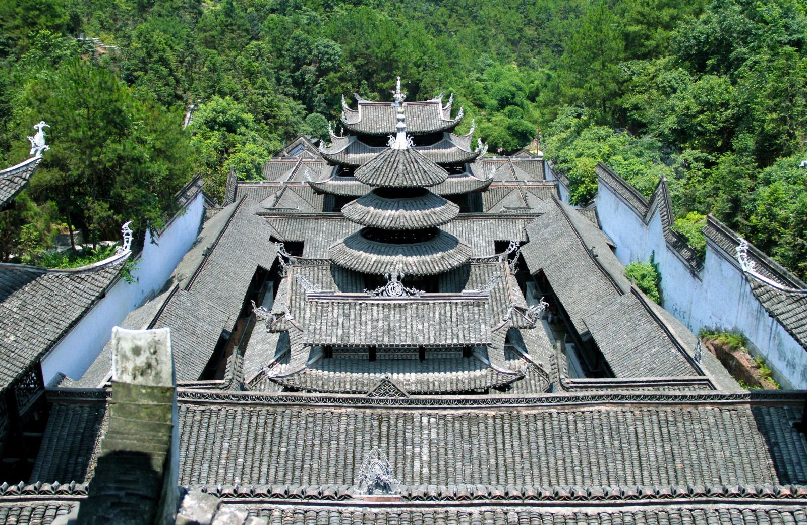 西安到恩施自驾沿途哪些旅游景点,恩施哪个景点不用爬山的路线好走