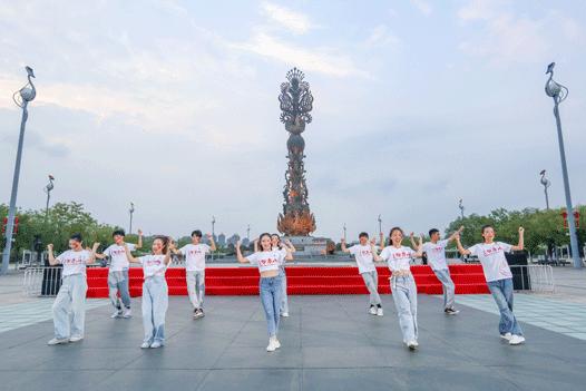 七一党员活动快闪,党员庆七一快闪活动