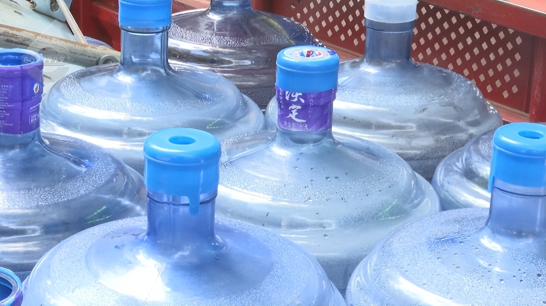 淡定人生拒绝闲聊,淡定人生瓶装饮用水经销商