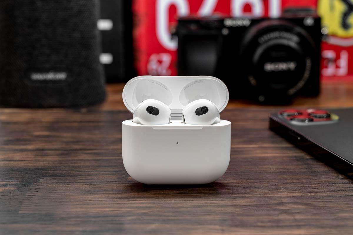 苹果airpods3降噪效果,苹果耳机airpods3代有轻巧功能吗