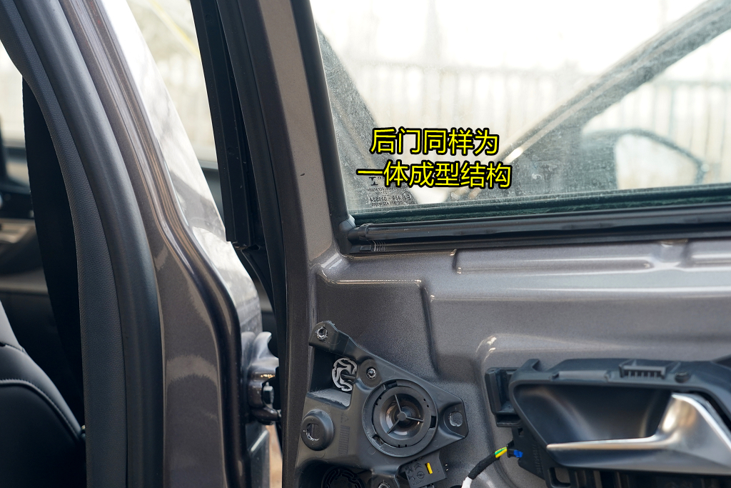 凡尔赛c5x全方位测评,凡尔赛c5拆解