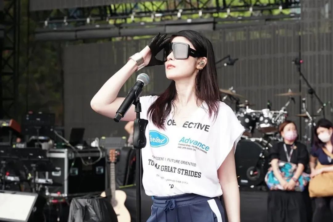 陈慧琳在香港实力有多大,陈慧琳20岁到40岁的变化