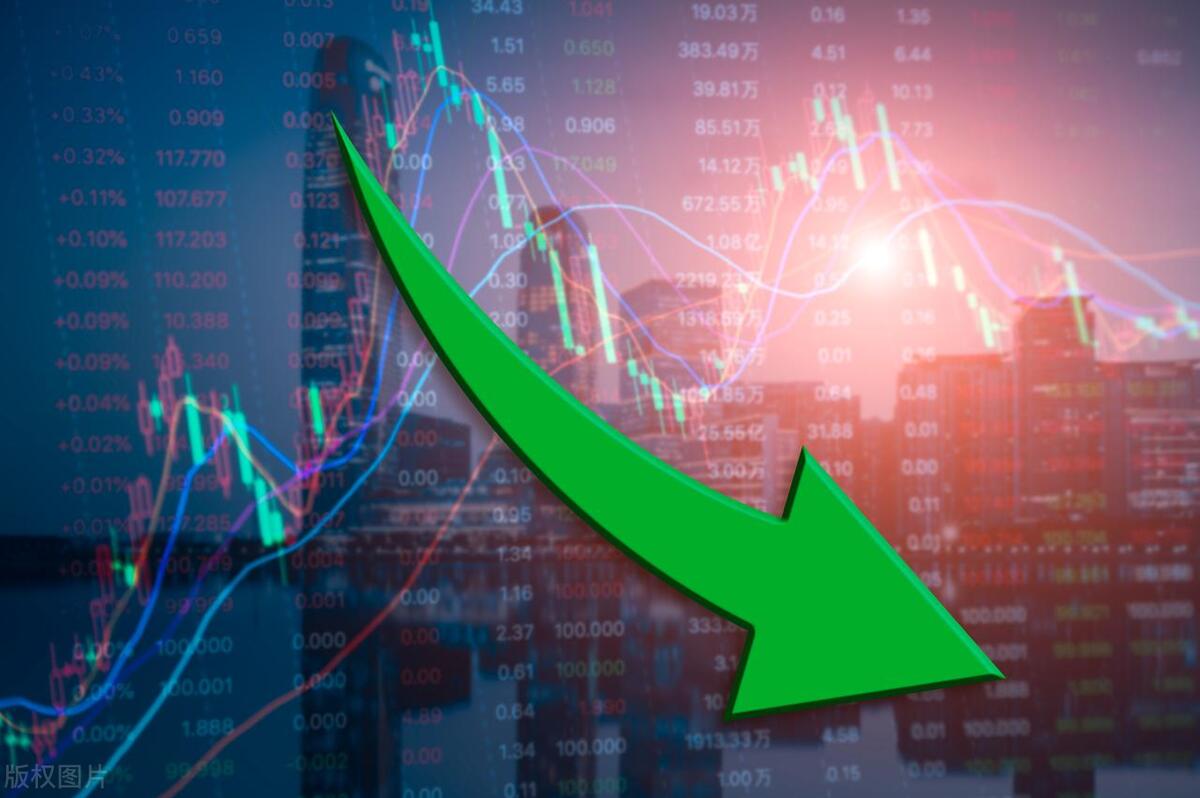 股票还是基金比较赚钱呢,买股票买基金真的可以赚钱吗