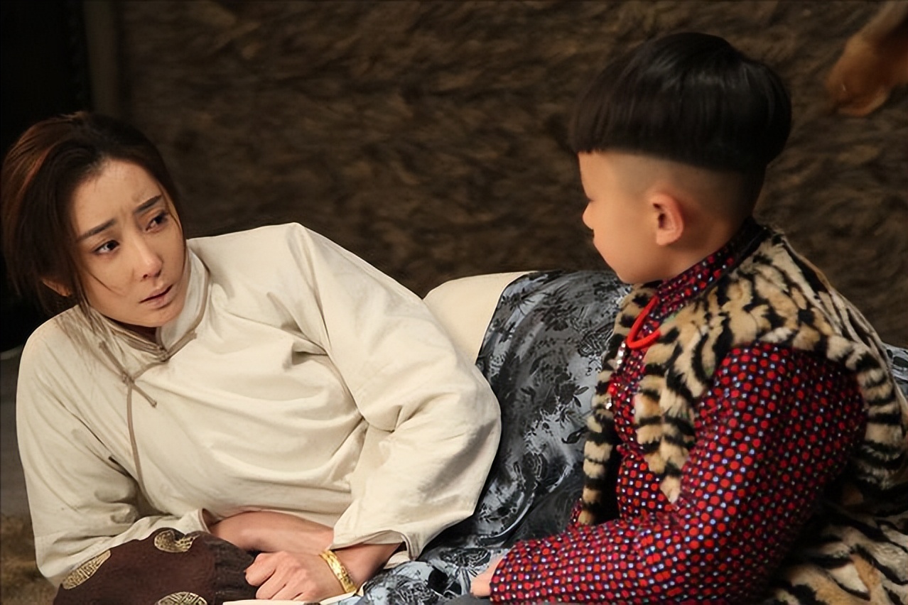 结局叙事及动力分异，都涉及到“聚”“合”，应对共性予以探讨