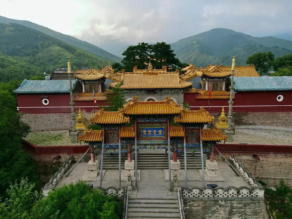 五台山的四大名山是哪几个,五台山是不是四大佛教名山