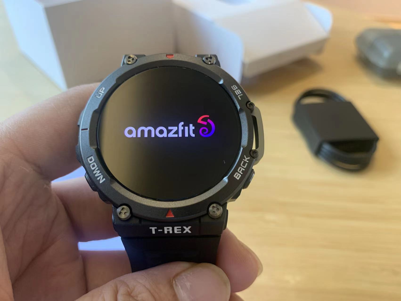 鍗庣背鎵嬭〃蹇冪巼鐩戞祴娴嬭瘎,amazfit鍗庣背鎵嬭〃2娴嬭瘎