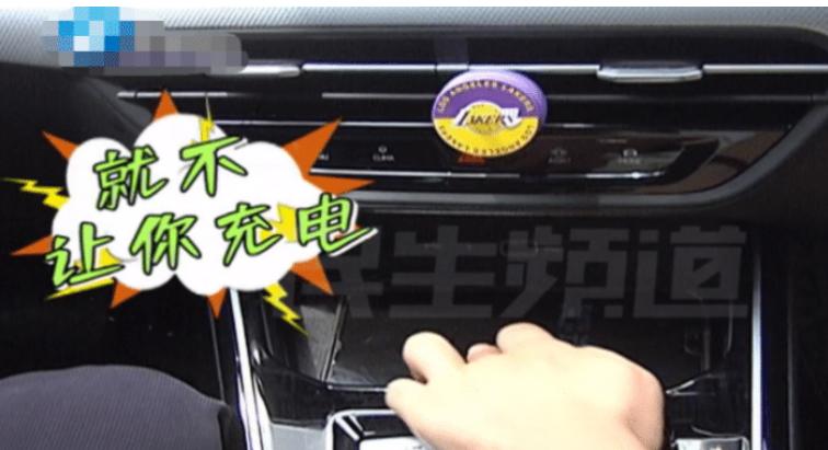 车子行驶中中控突然黑屏怎么解决,汽车停车黑屏怎么解决