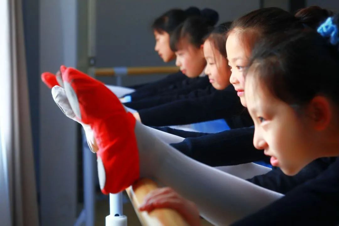 小浪花舞蹈工作室,北海小浪花舞蹈艺术中心简介