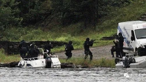 魔幻走进现实，冷血杀手即将假释出狱？-《7月22日》于特岛*案惨**