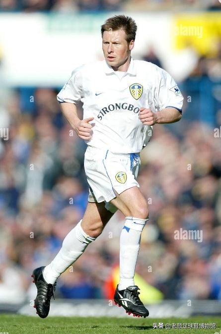 世界第二大球鞋生产商，王牌设计师被挖走后，仅用四年彻底沦落