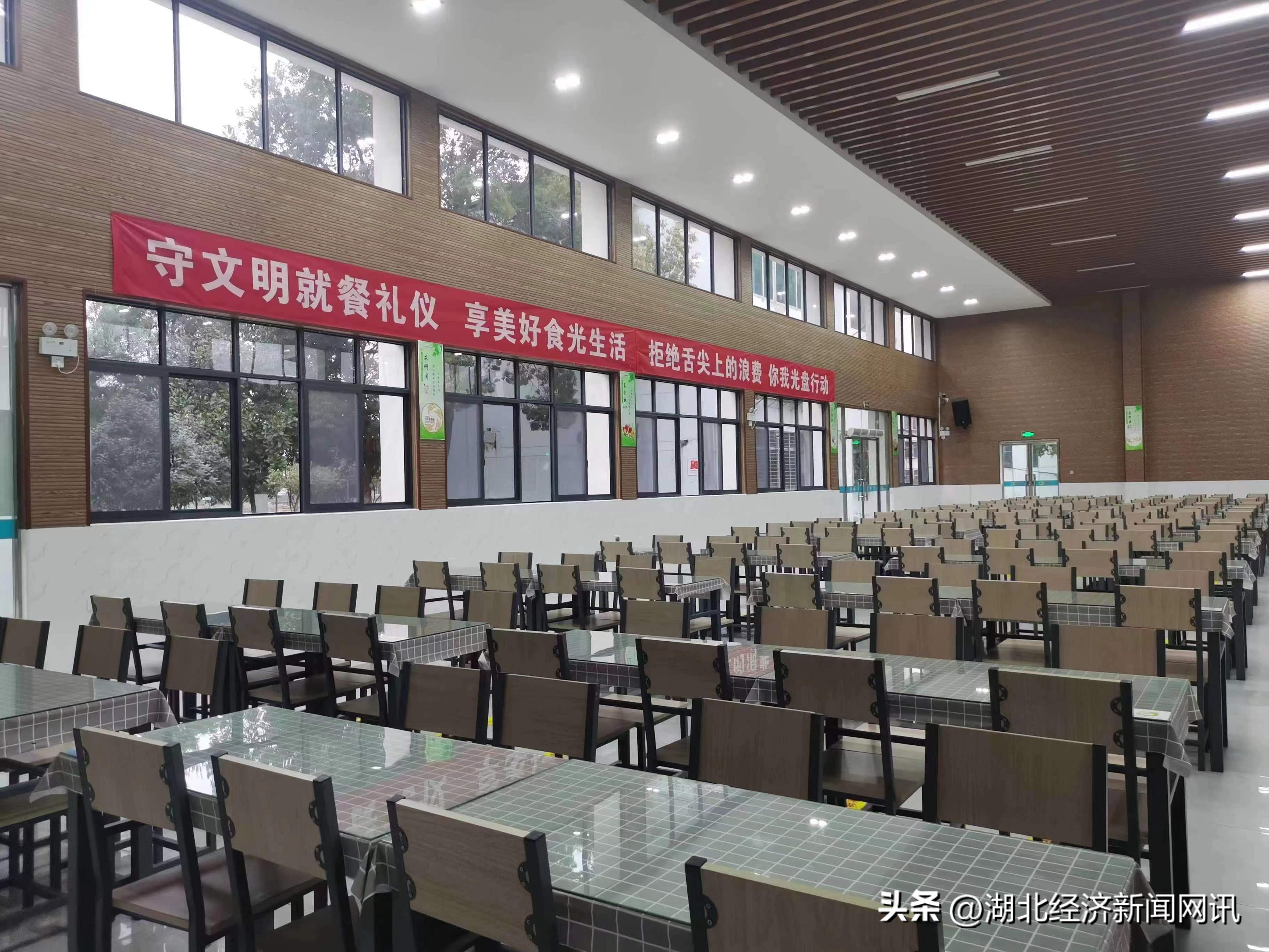 荆门市麻城中学,荆门麻城镇中学