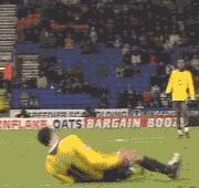 男足战术笑死对手,中国男足爆笑名场面握手