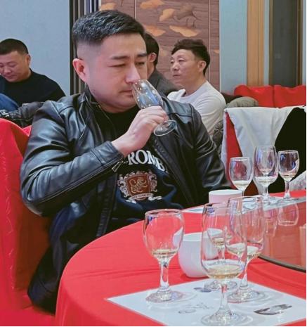 品鉴钰之锦,凭海听“执著”——青岛威友们说:愉悦感仪式感齐了