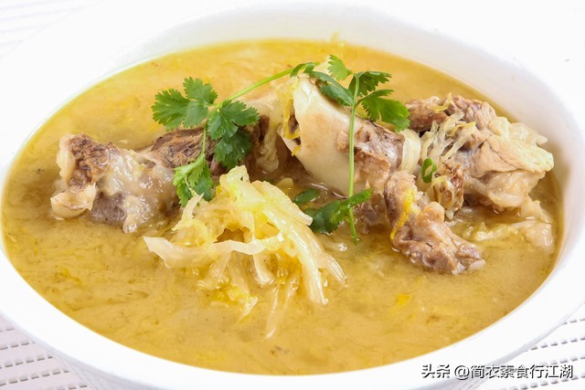 她做保姆这些年之豪门生活全集,她做保姆这些年之豪门生活第一集