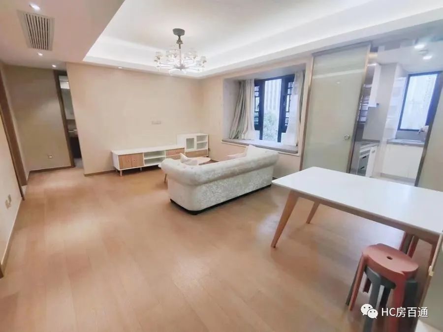 抢占房子,城东片区精装3房拎包入住55万