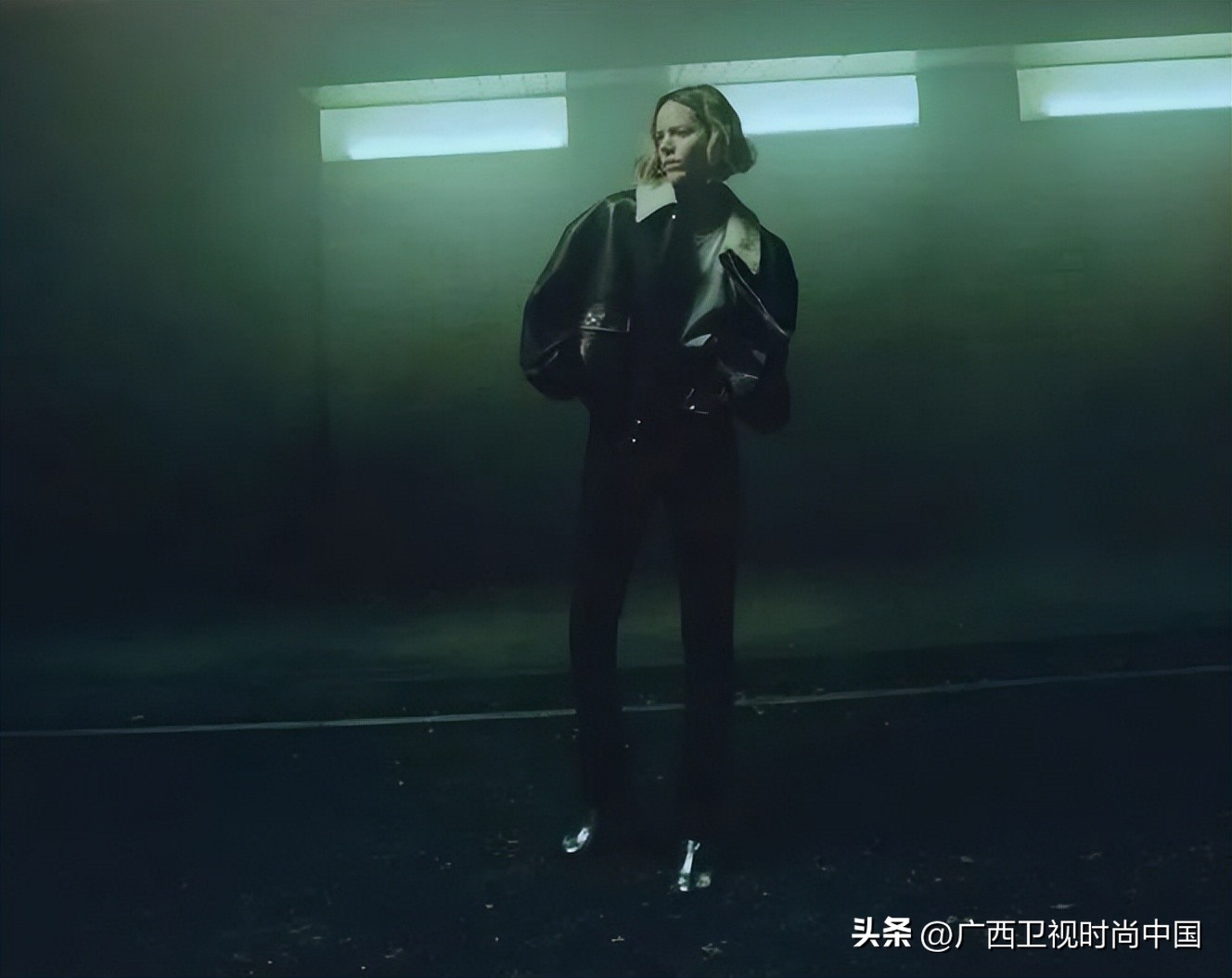 2019春款机车皮衣搭配图,小个子秋冬机车皮衣穿搭