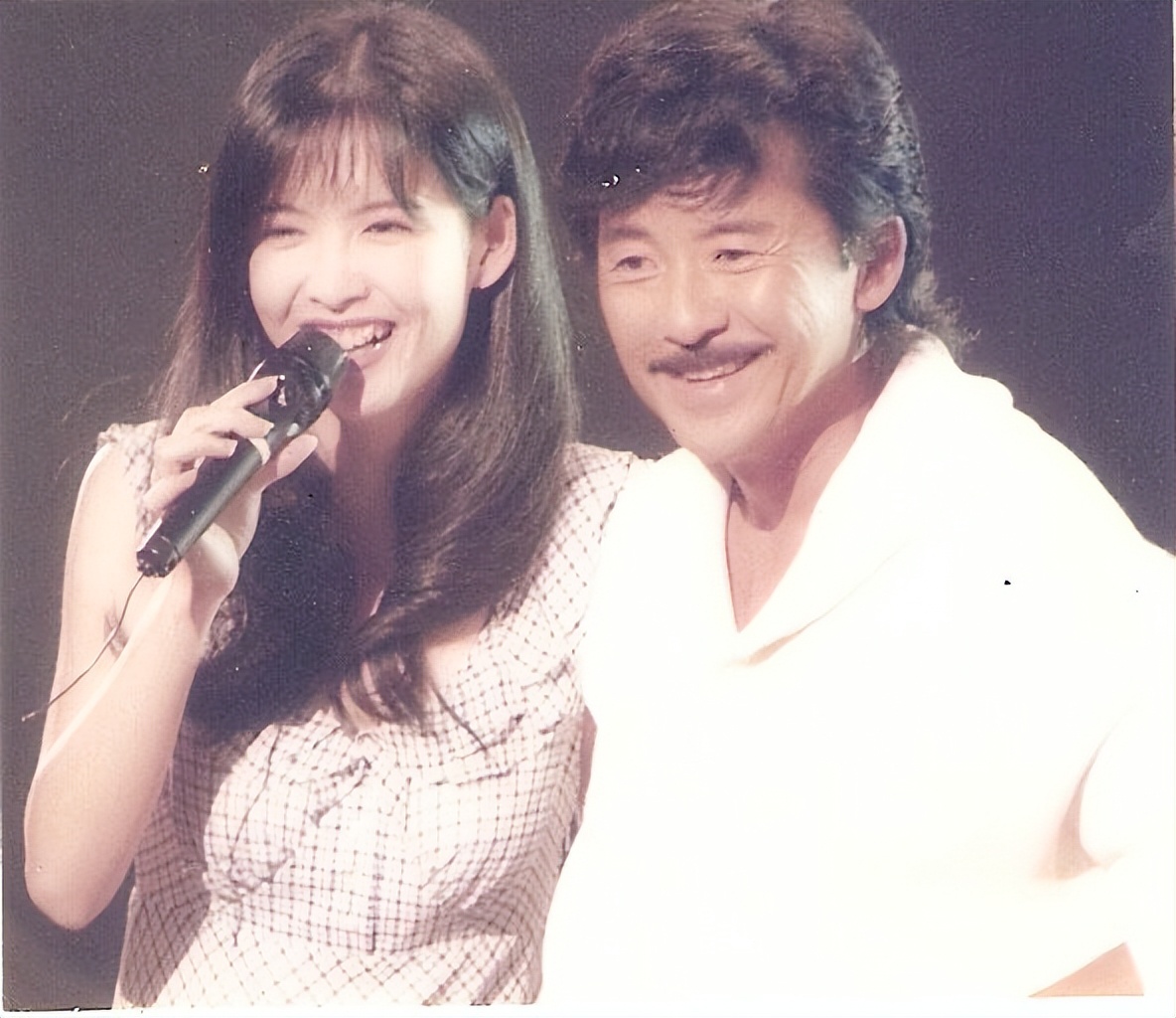 周慧敏被称第一代玉女掌门,玉女掌门周慧敏93年的歌