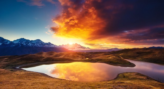 文学评论精短范文赏析,文学评论的内涵