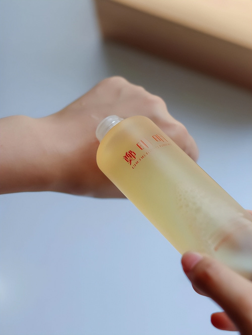 安然度过换季危肌，全靠它？郑明明润妍舒养抗皱套组怎么样？