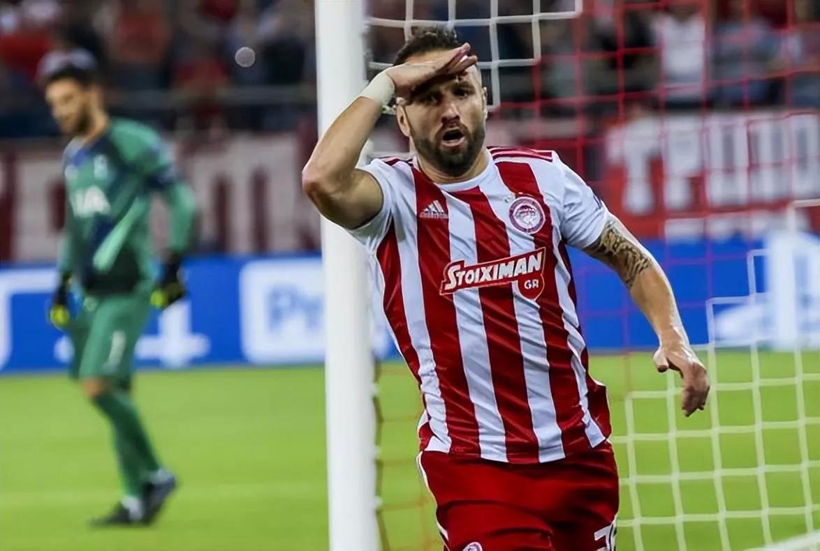 最矮的国足,90年代世界足坛三大矮脚虎