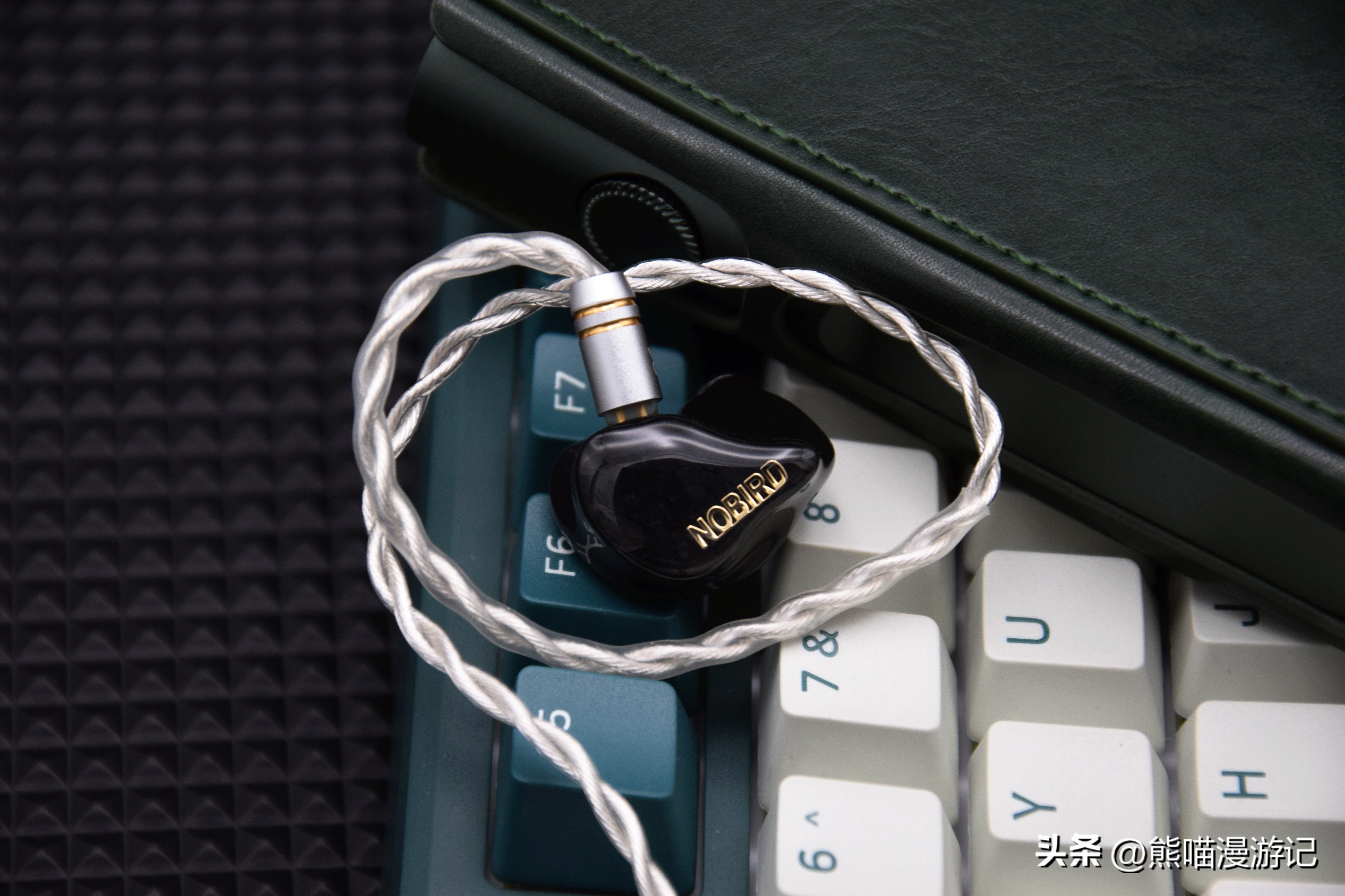 头戴HIFI蓝牙耳机如何选,不入耳蓝牙耳机评测不漏音推荐