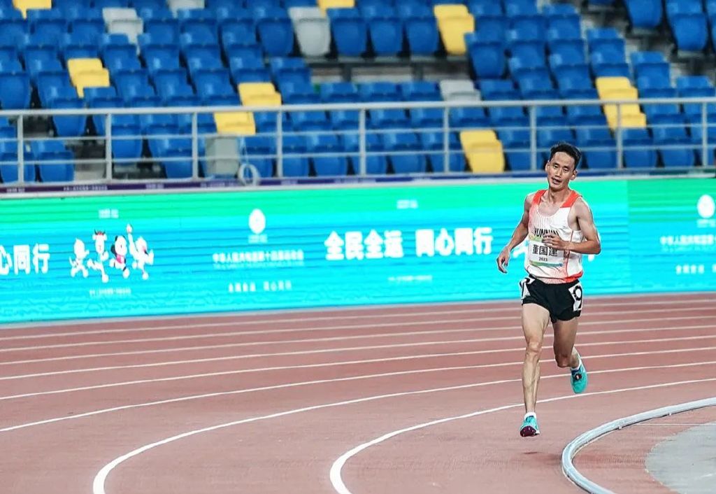 昔日千万富翁今日沦落街头,昔日百万富翁如今落魄