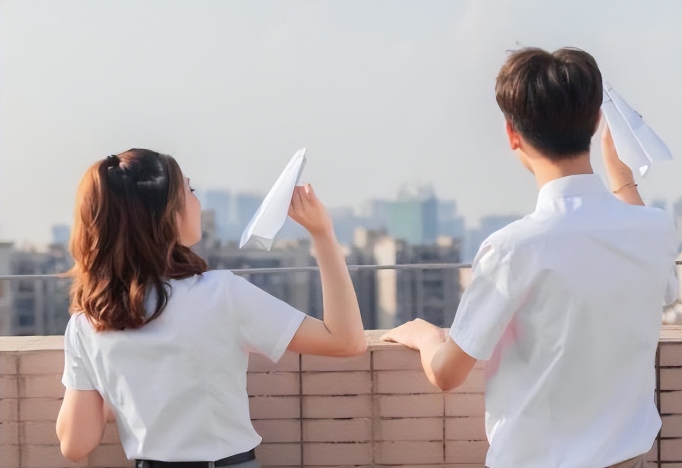 一个女人毁掉了自己的幸福生活,女人过得好不好朋友圈可以看出来