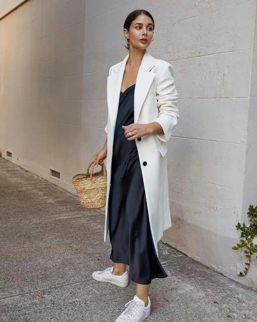 运动鞋搭配什么款式的长裙,这才是大部分普通女孩的穿搭