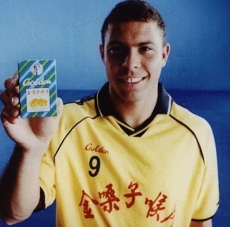 罗纳尔多成长纪实,罗纳尔多风流浪子