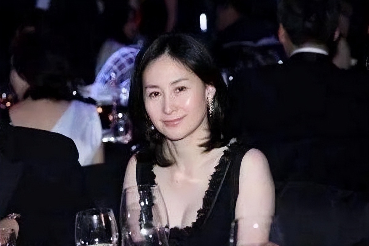 中国最有钱的六大富婆排行榜,曾经的中国第一富婆白手起家