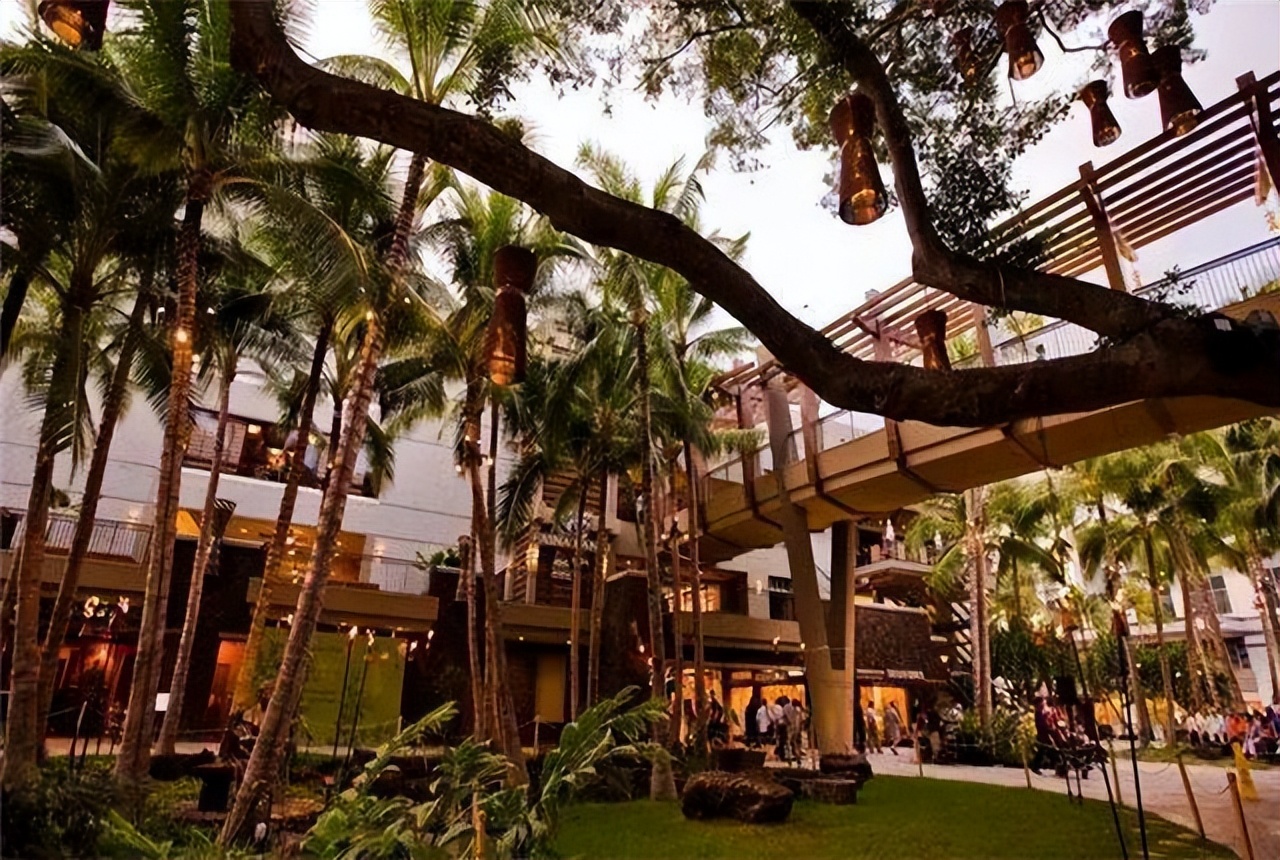 购物中心“软性疗愈”？学学这几个国际跨界商业的场景构造