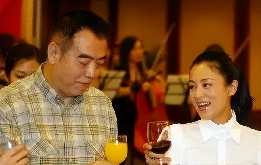 陈凯歌为何弃倪萍选陈红,陈红回应插足陈凯歌与倪萍事件