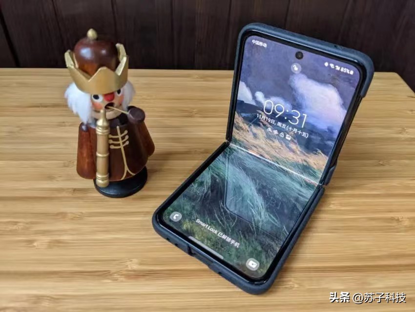 500块钱就能买到的折叠屏手机,最便宜的折叠屏手机官方价格