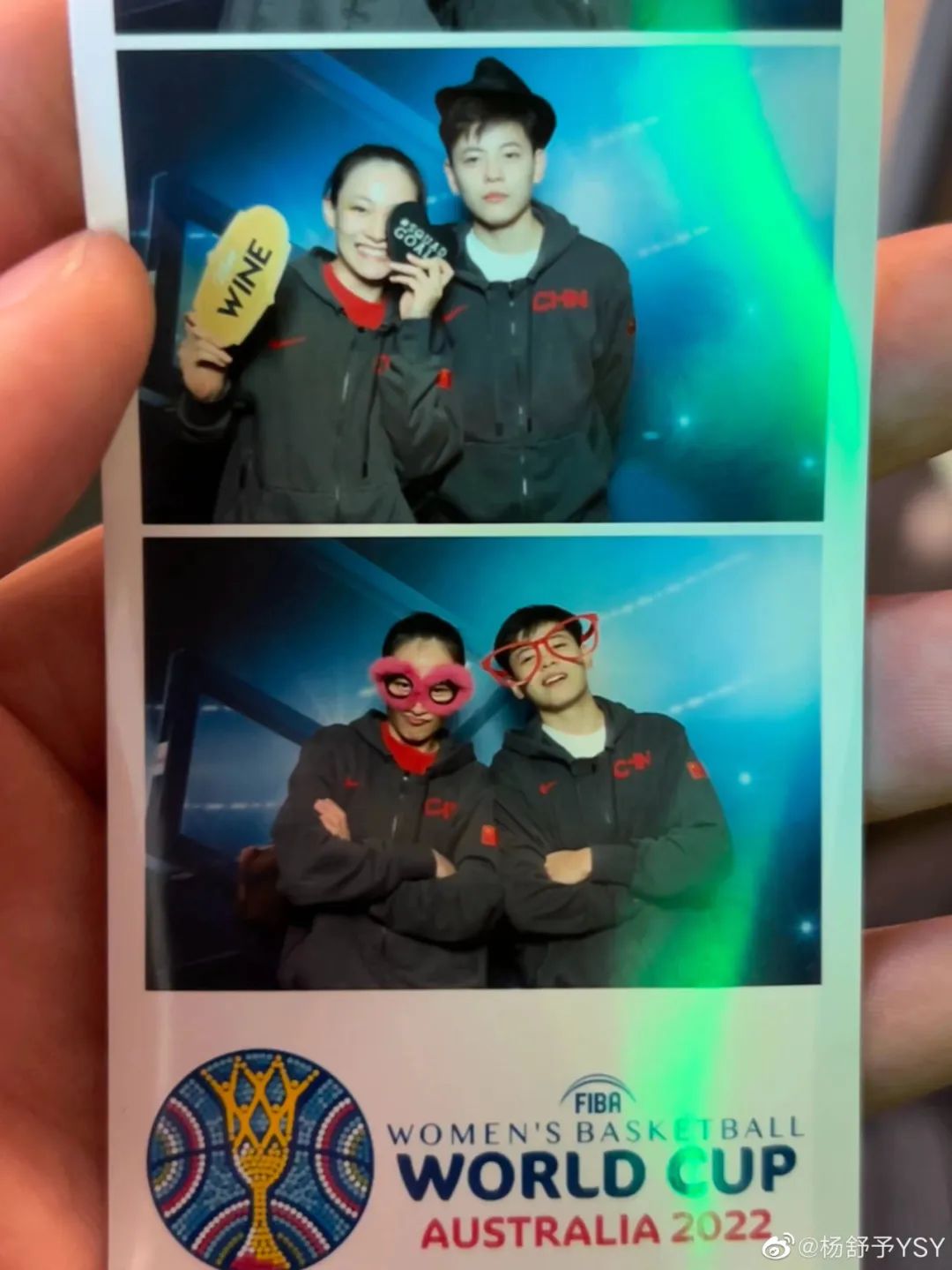 涓浗濂崇椤跺嘲鐩歌,濂崇椤跺嘲鏃舵湡