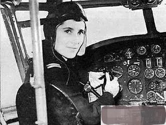 战斗机频繁飞行怎么回事,战斗机飞行员内急怎么办