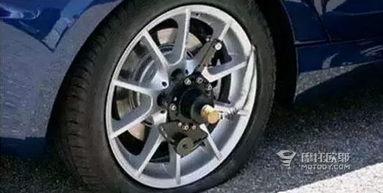 捅轮胎最好方法,教你如何修补轮胎过程视频