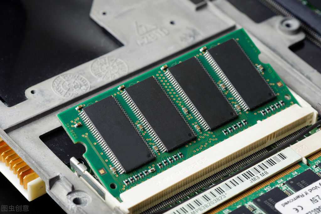 小白配电脑怎么选配置,小白买笔记本电脑主要看哪些配置