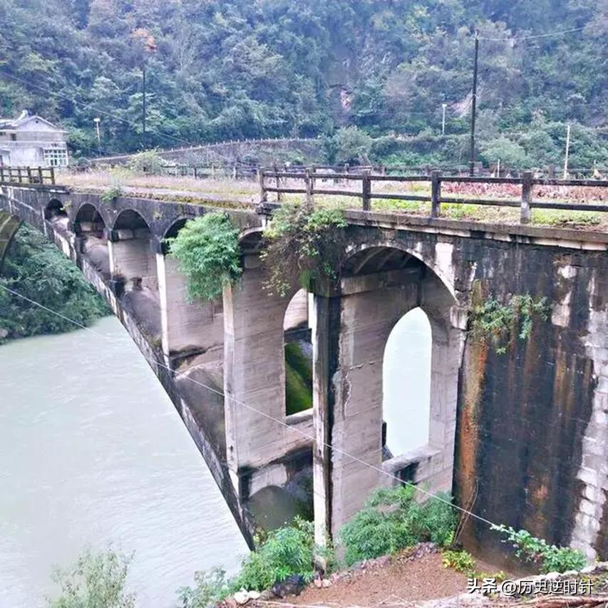 刘晓庆和郭达年龄,郭达刘晓庆