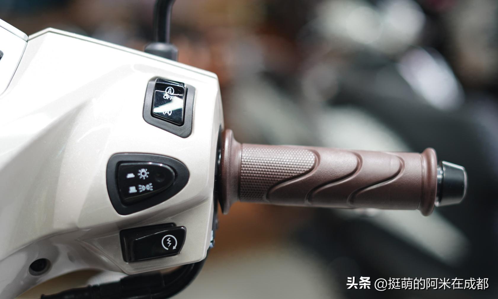 lead125没有abs会刹车抱死吗,lead125新款会不会增加abs