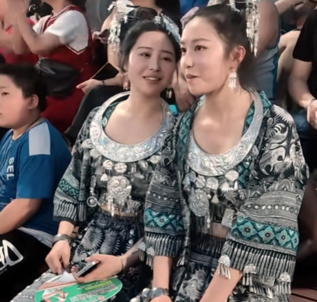 贵州村超足球宝贝跳舞,贵州村超足球宝贝