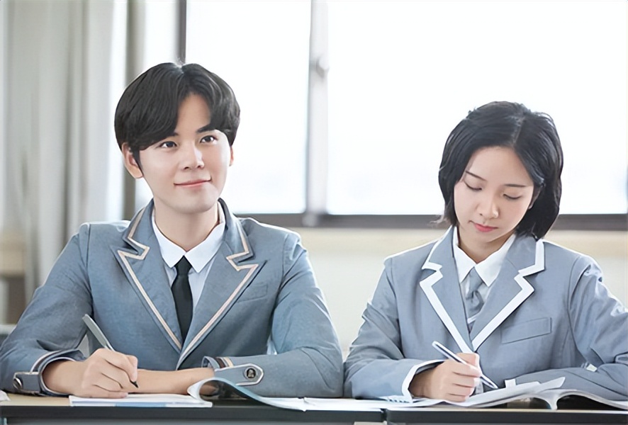 高中成绩太差还要继续上下去吗,高中成绩太差有什么出路